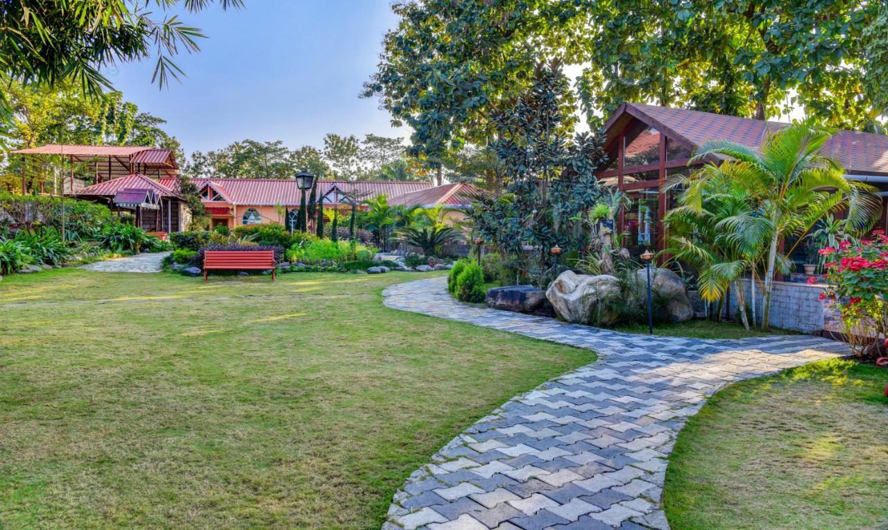 Treebo Premium Blue Mountain Country Club And Resort 西里古里 外观 照片