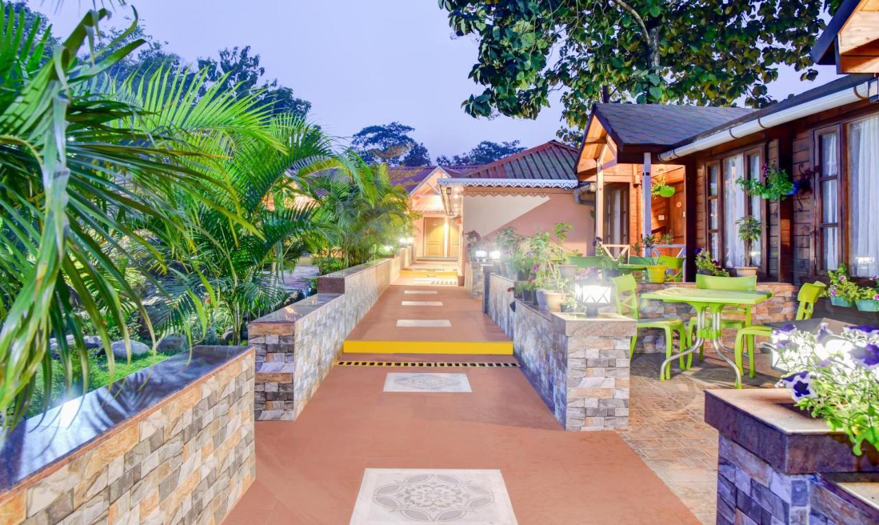 Treebo Premium Blue Mountain Country Club And Resort 西里古里 外观 照片